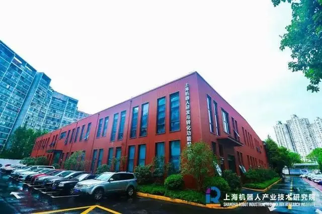 抗疫机器人的作用_智能抗疫机器人_抗疫机器人介绍