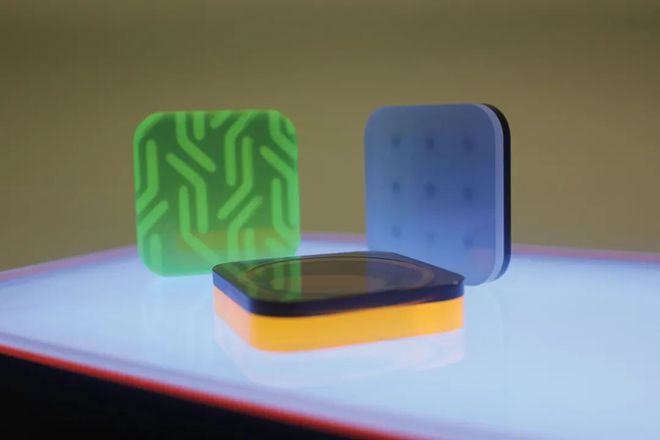 海报大赛获奖作品_2020红点奖海报_海报比赛获奖