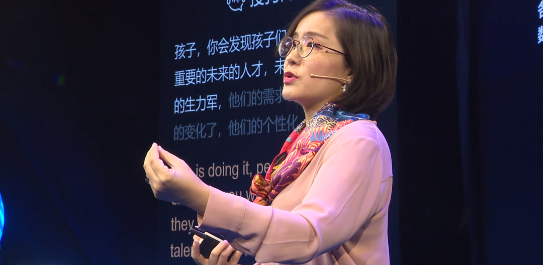 职场调查机器人与人工智能_人工智能机器人数据核查_职场人工机器调查智能人员