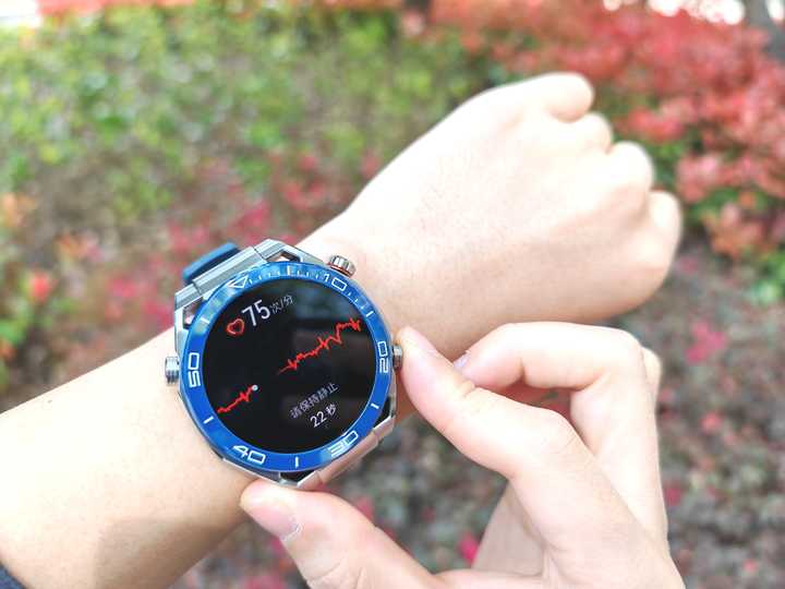 华为防水的表_高科技防水手表华为手机_华为watch防水