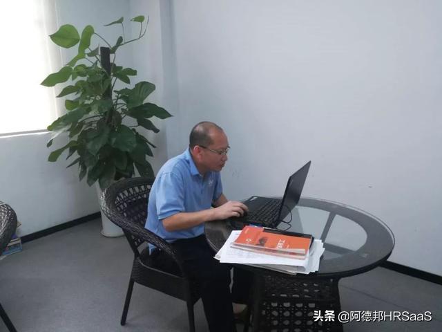 贵阳智能制造产业集群_贵阳机器智能制造人员招聘_贵阳智能制造机器人