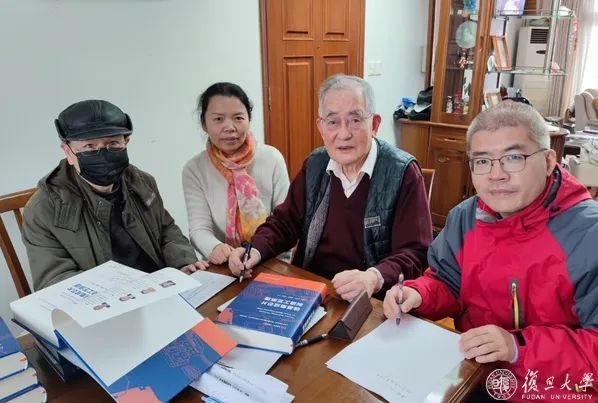 集成电路设计经典书籍_集成电路设计书籍推荐_集成电路研究生经典教材