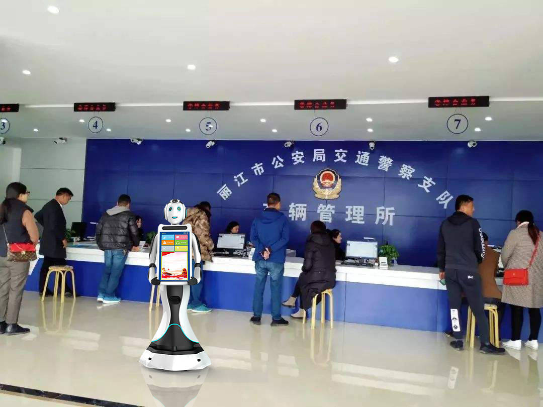 全智能展厅讲解机器人售价_智能机器人介绍视频_智能机器人展示