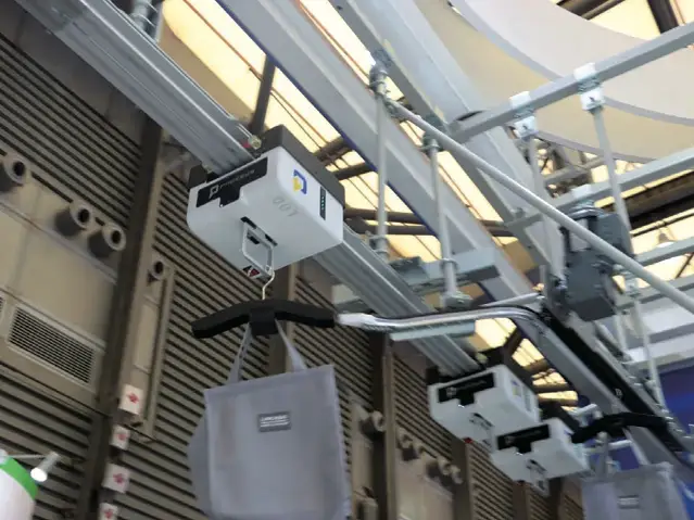 智能搬运工业机器人_东杰科技的智能搬运机器人_智能搬运工业机器人制作过程